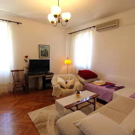 Apartament Me And Maya *